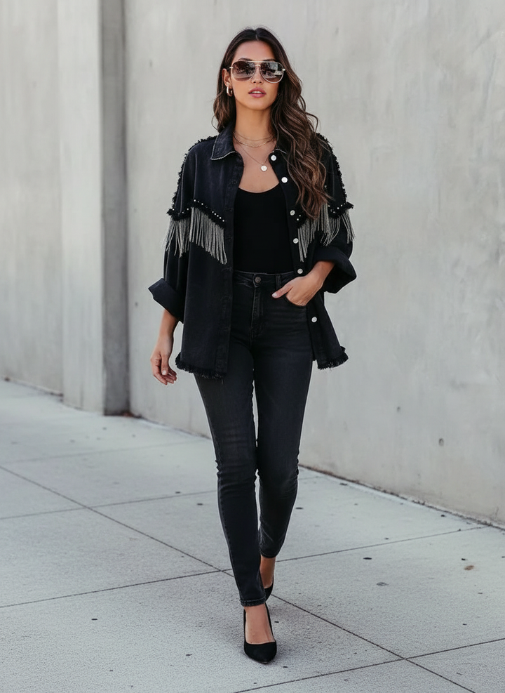 Avis | Chaqueta de mezclilla para mujer estilo western con flecos y tachuelas, diseño llamativo y moderno
