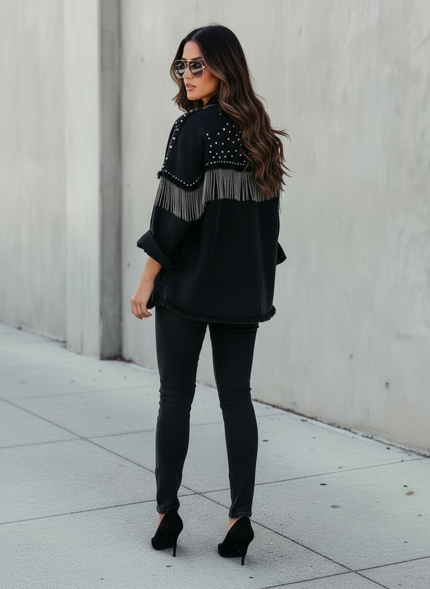 Avis | Chaqueta de mezclilla para mujer estilo western con flecos y tachuelas, diseño llamativo y moderno