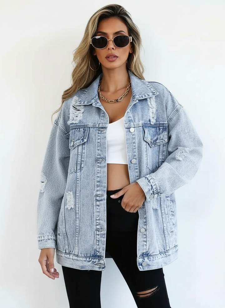 Megan | Chaqueta de mezclilla oversize para mujer con desgastes, estilo moderno y casual