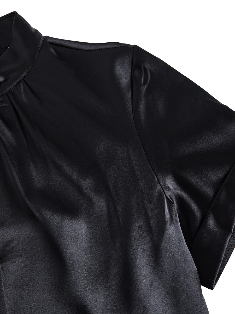 Nala | Blusa de satén elegante con moderno escote en forma de llave