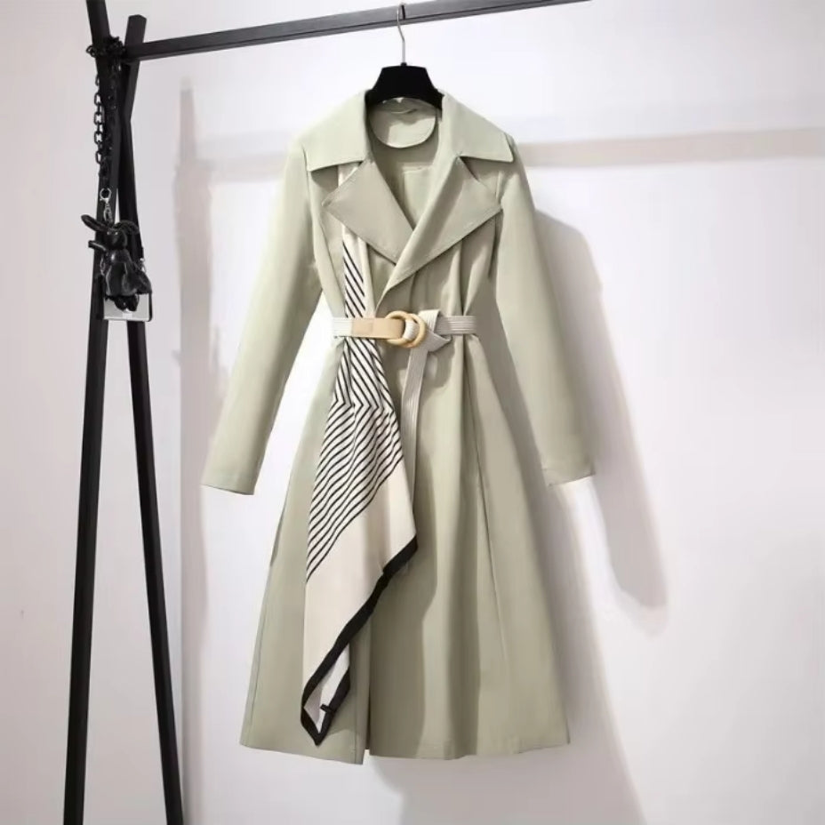 Barbara | Abrigo de mujer de doble botonadura con cinturón y cuello de solapa, elegante