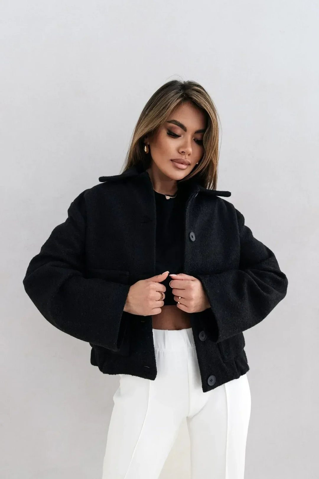 Daria – Chaqueta corta de tela suave con grandes bolsillos para mujeres