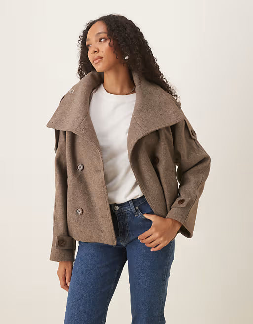 Karyna - Chaqueta de Mujer | Corte Invernal y Estilo Moderno