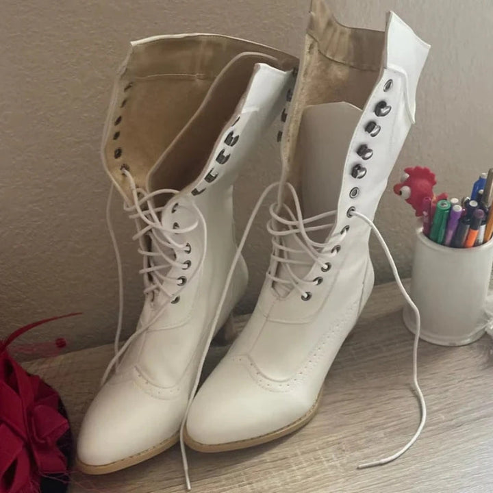 Lisa | Botas de mujer de tacón alto, punta afilada, con cordones, diseño elegante y moderno