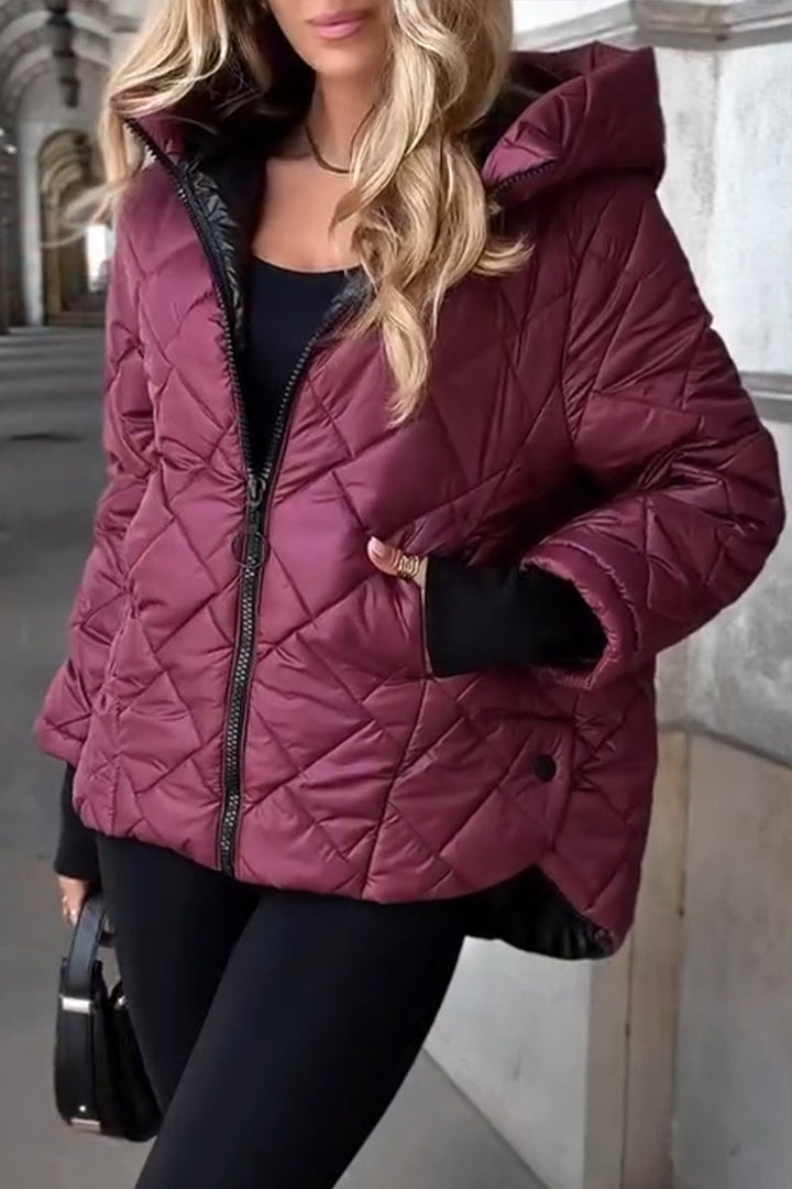 Lyla | Chaqueta acolchada para mujer en color vino