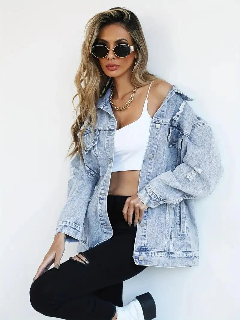 Megan | Chaqueta de mezclilla oversize para mujer con desgastes, estilo moderno y casual