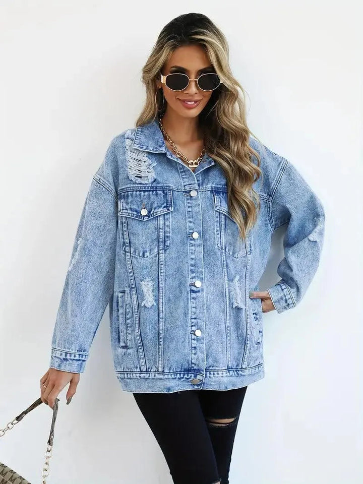 Megan | Chaqueta de mezclilla oversize para mujer con desgastes, estilo moderno y casual