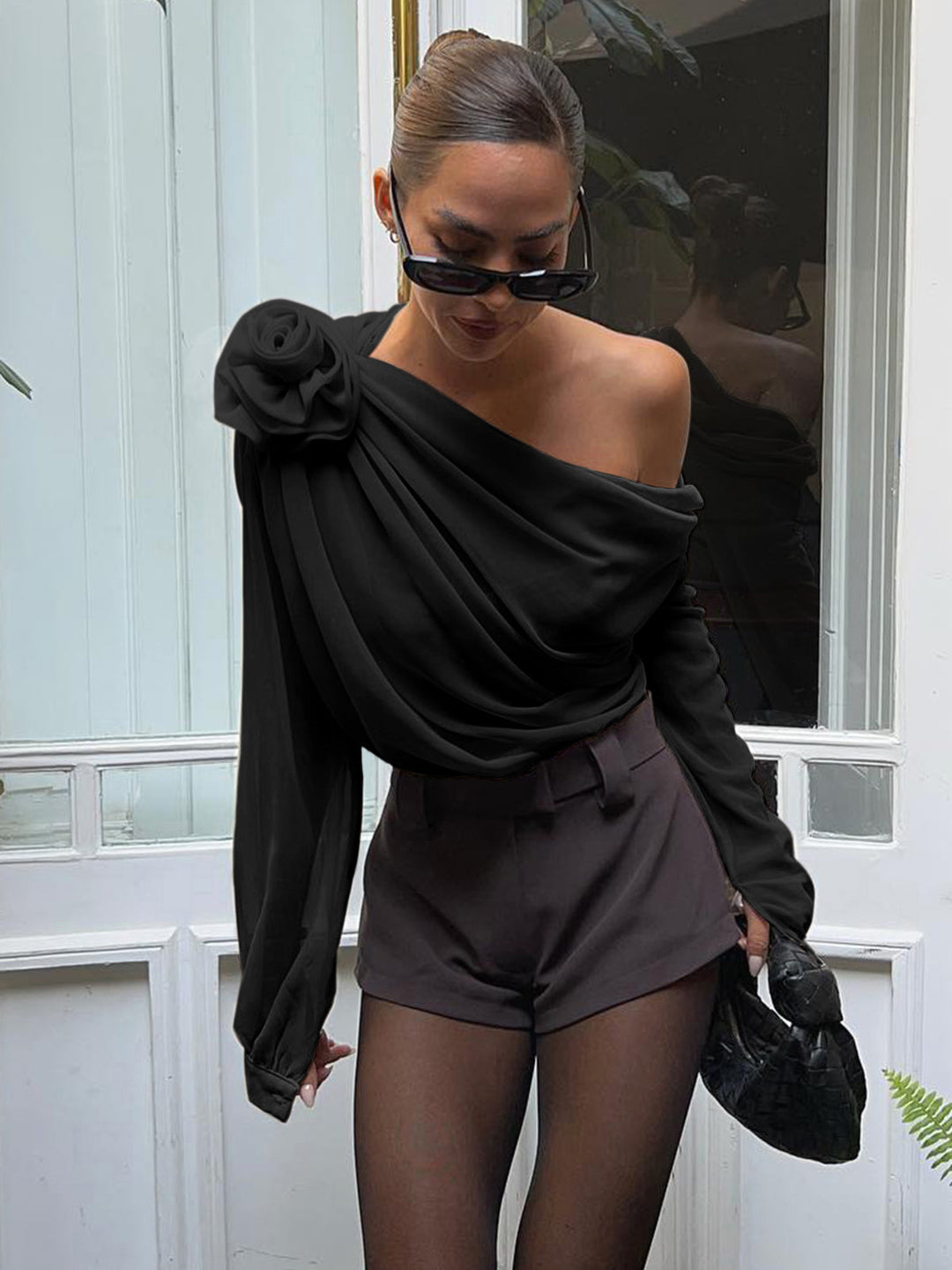 Callie | Blusa de chiffon semitransparente para mujer de un solo hombro con corte asimétrico