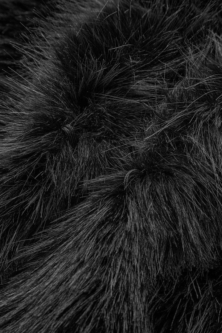 Laura | Chaqueta corta negra de piel sintética