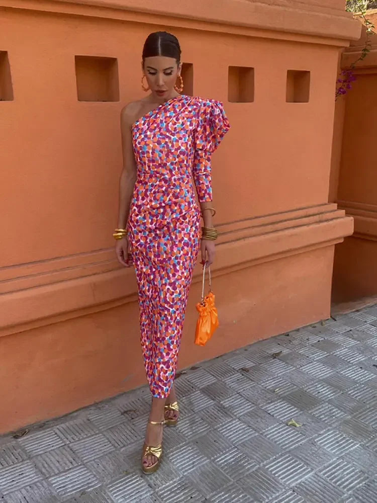 Nicki | Vestido midi de un solo tirante con falda plisada