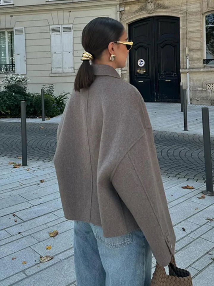 Sara | Chaqueta corta de mujer con corte holgado y estiloso