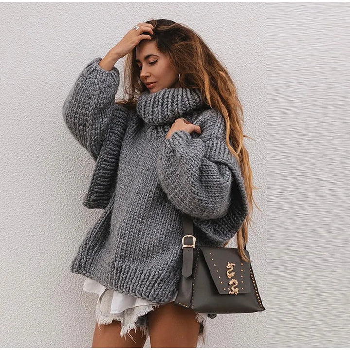 Magda | Suéter oversize de mujer con cuello alto