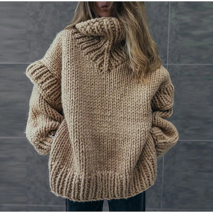 Magda | Suéter oversize de mujer con cuello alto