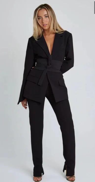 Ivy | Blazer elegante para mujer con cinturón