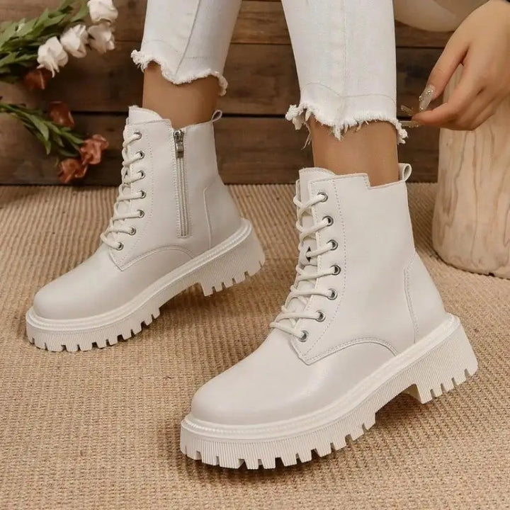 Klara | Botines térmicos para mujer con interior elegante y suela de trekking