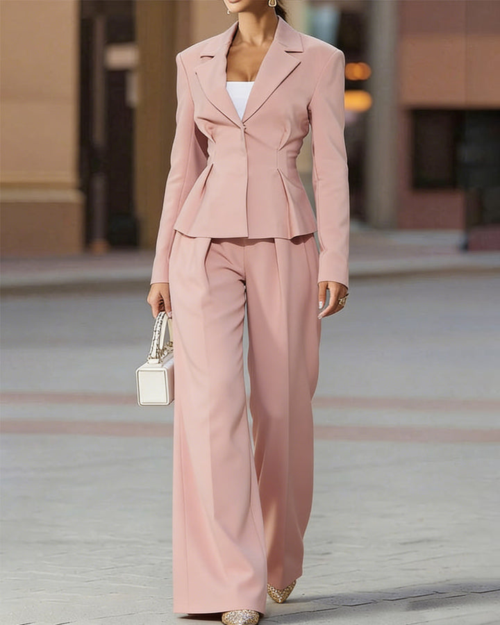 Carry | Conjunto elegante para mujer con blazer y pantalones