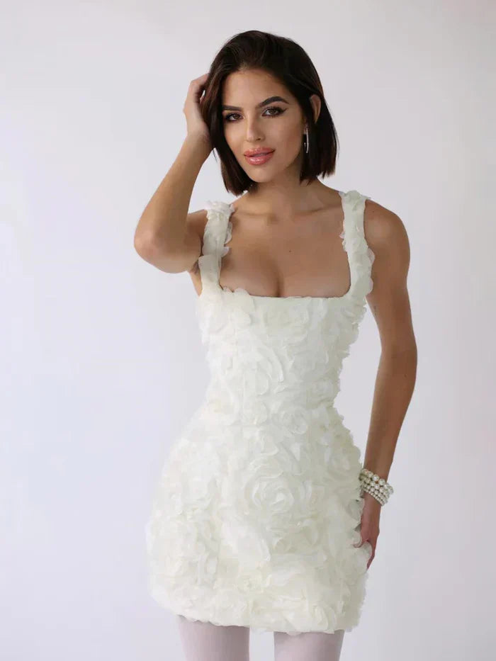 Malwina - Vestido corto con flores tridimensionales – elegante y romántico