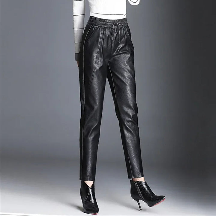 Ruby - Pantalones de cuero negros para mujer con goma