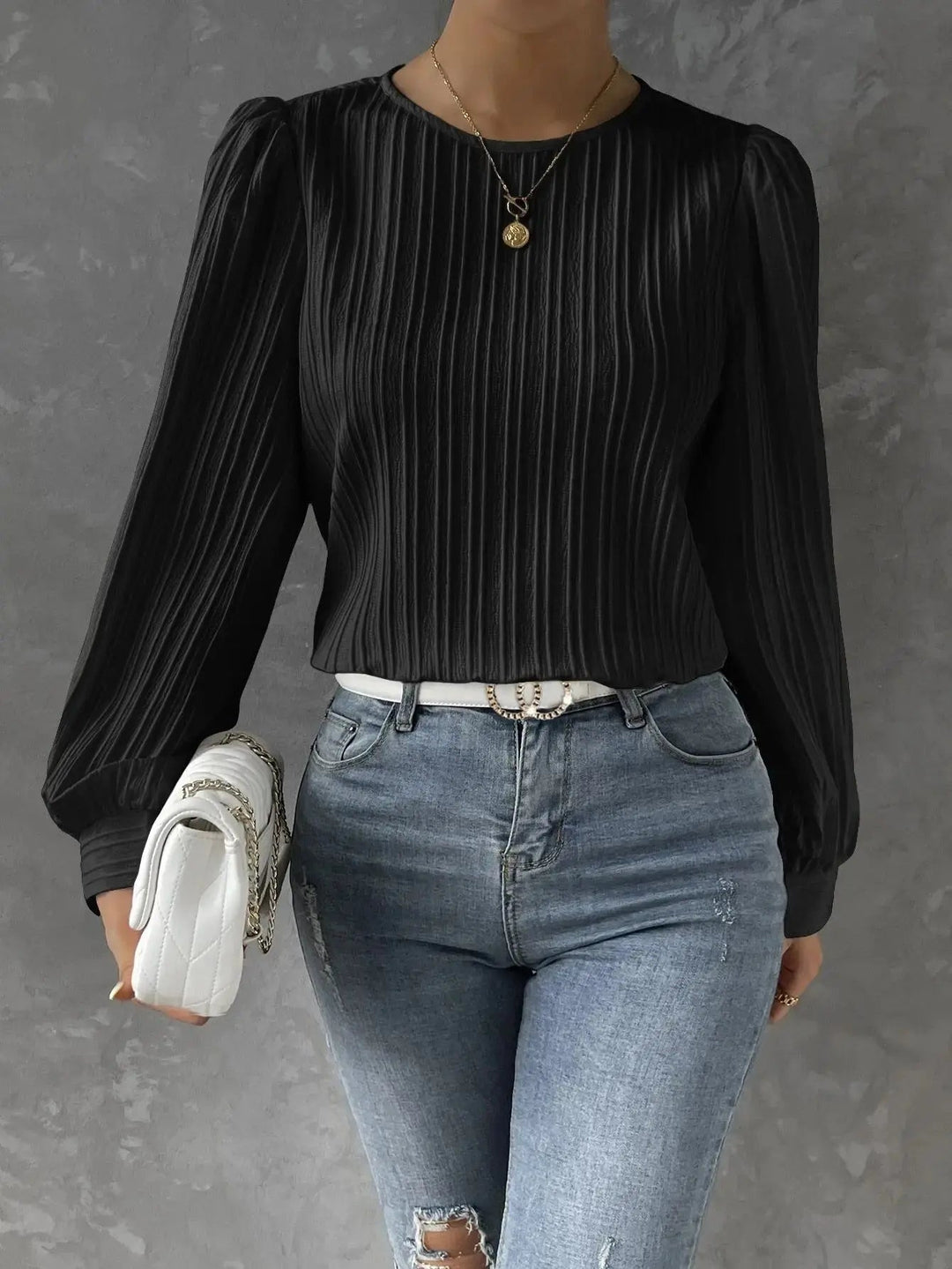 Violette - Blusa blanca con mangas abullonadas