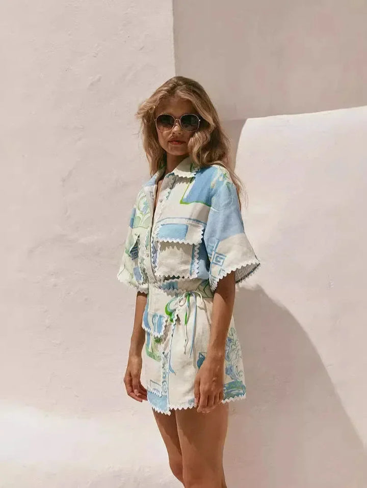 Arya | Conjunto de verano para mujer en color azul y blanco con patrón geométrico