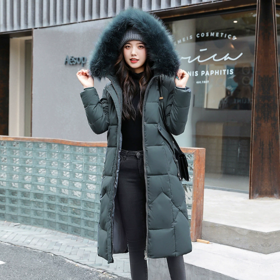 Klara | Abrigo de invierno maxi de plumas con capucha y cuello decorativo