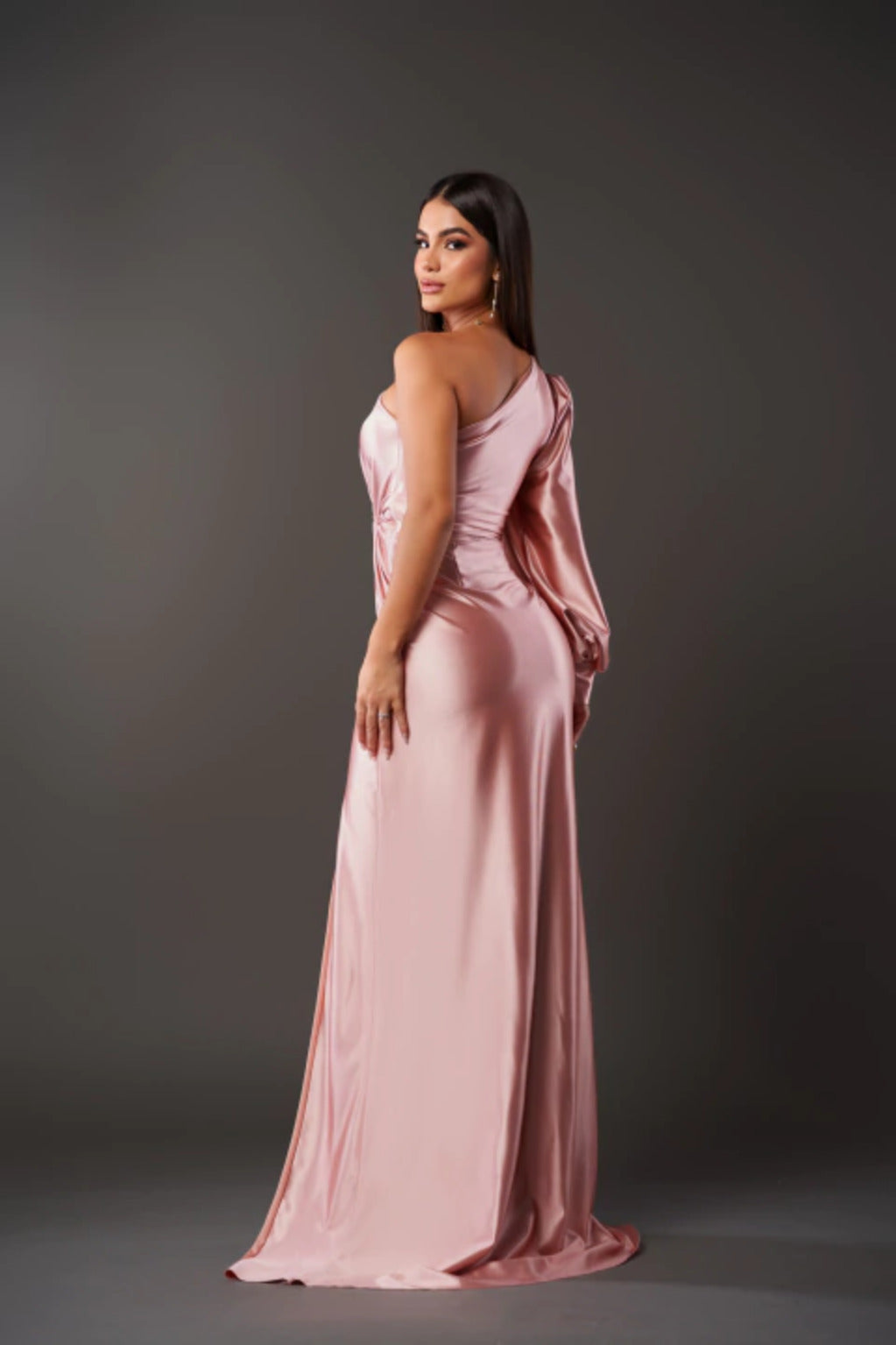 Penélope | Elegante vestido de noche maxi de un solo hombro