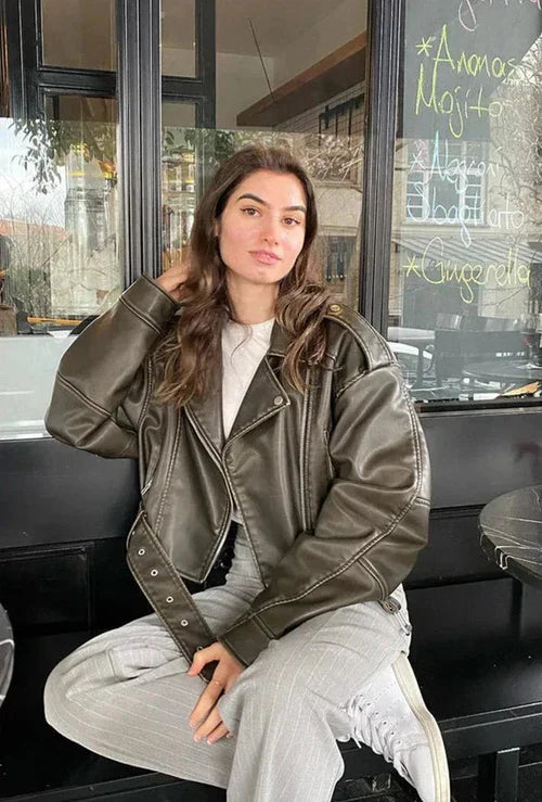 Hester | Chaqueta corta de mujer con cinturón en la cintura de corte ajustado y elegante