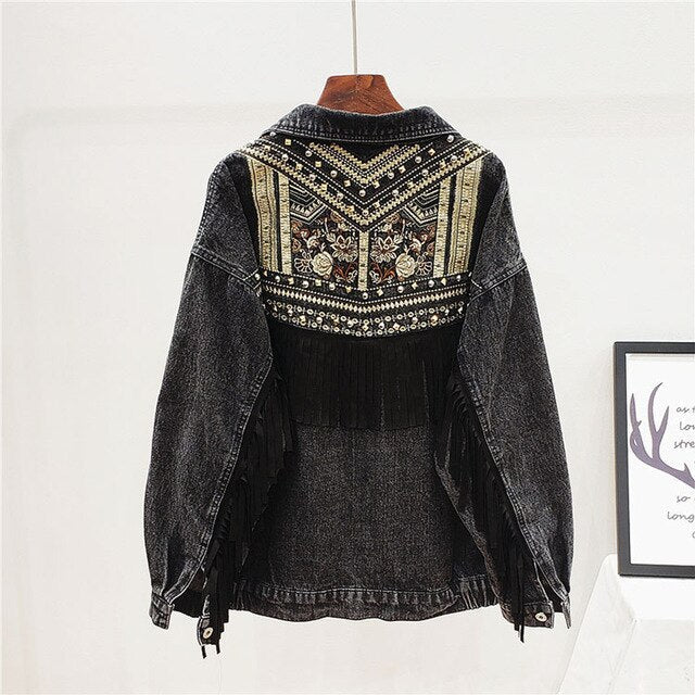 Zoe | Chaqueta de mezclilla para mujer con diseños bordados, estilo de entretiempo